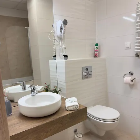 Zlatarooms 208 Apartman Varsó